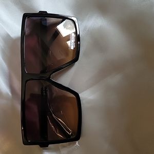 Black sunglasses